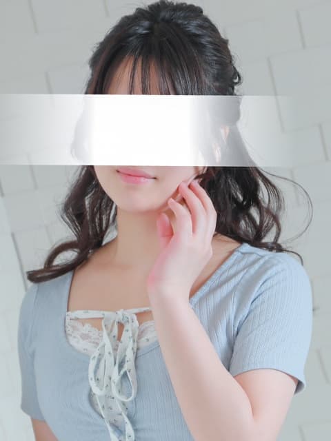 ひより 3枚目